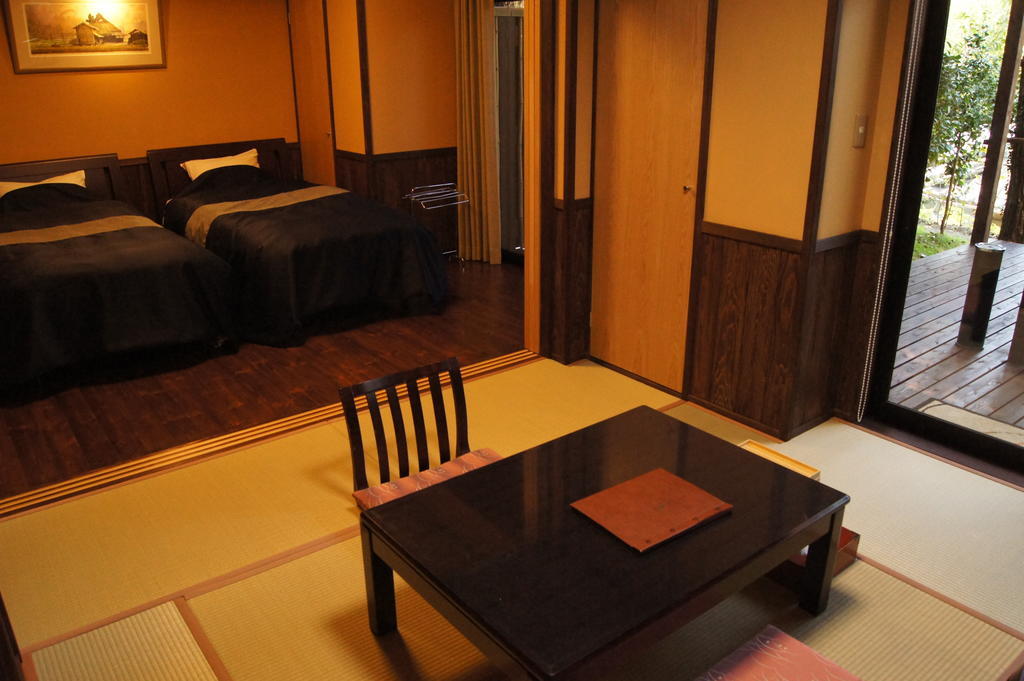 Fumoto Ryokan Minamioguni Værelse billede